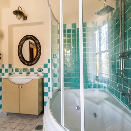 ホテル April Rodos Traditional - Adults Only 4*