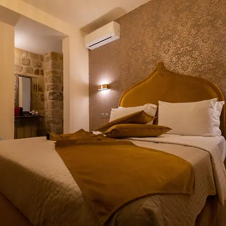 April Rodos Traditional - Adults Only Rhodes City