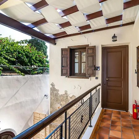 April Rodos Traditional - Adults Only Rhodes City