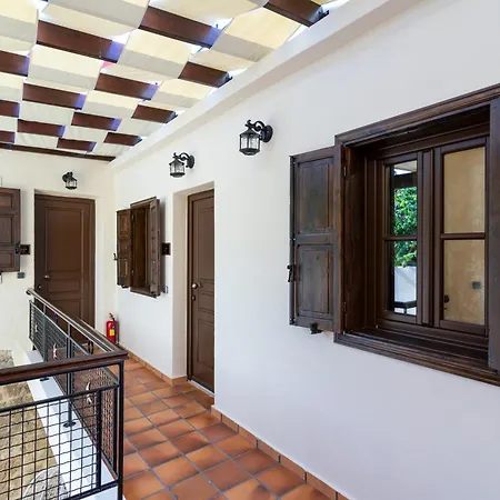 April Rodos Traditional - Adults Only ホテル Rhodes City