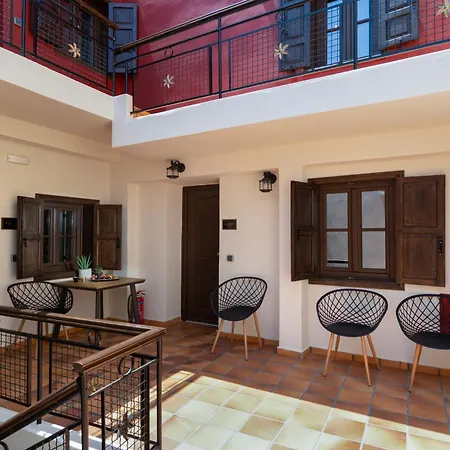 ホテル April Rodos Traditional - Adults Only 4*